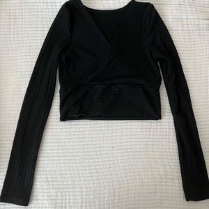 Black Long Sleeve Crop Top